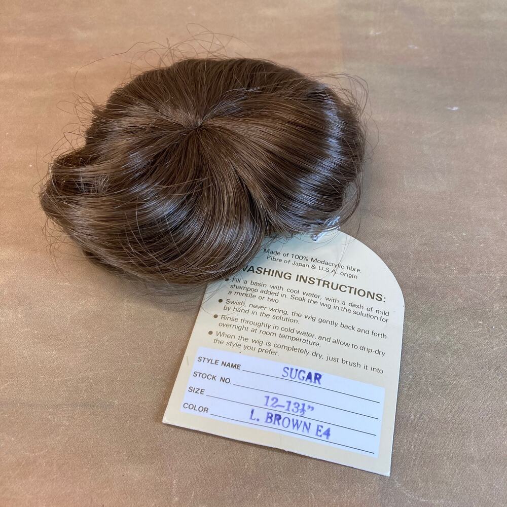 NWT Wee 3 Collection Sugar Doll Wig Size 12-13.5 Light Brown Short Topper